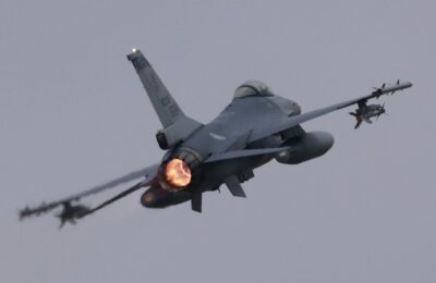 SAD: F-16 se srušio i zapalio tokom vežbe u Mičigenu