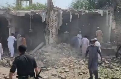 Bombaški napad na džamiju u Pakistanu, poginulo najmanje 17 ljudi