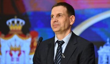 Autentična desnica predala RIK listu kandidata