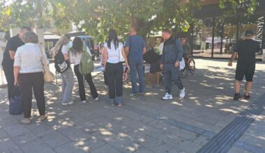 Studenti predstavljaju plan i program na dve lokacije u Leskovcu: Građani se prijavljuju da pruže pomoć u toku izbora