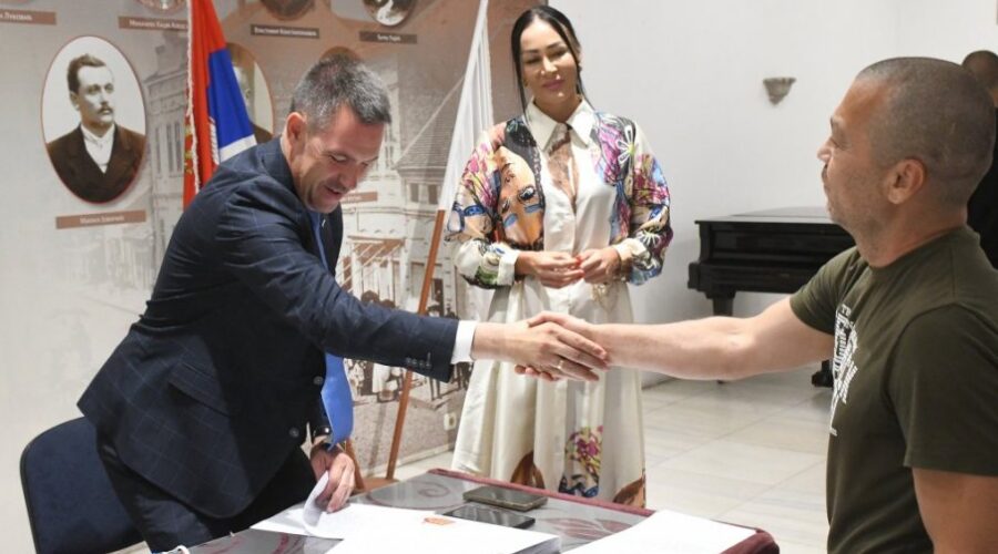 Bolji uslovi stanovanja za raseljene i izbegle porodice u Kraljevu