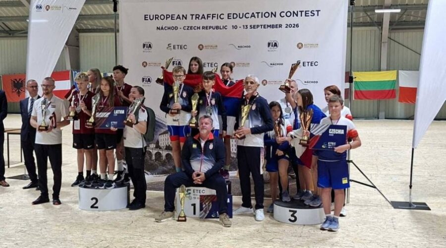 Tim osnovaca iz Srbije odbranio zlato na evropskom takmičenju u Češkoj