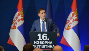 RIK proglasio izbornu listu “Autentična desnica – Novi DSS – Monarhisti”