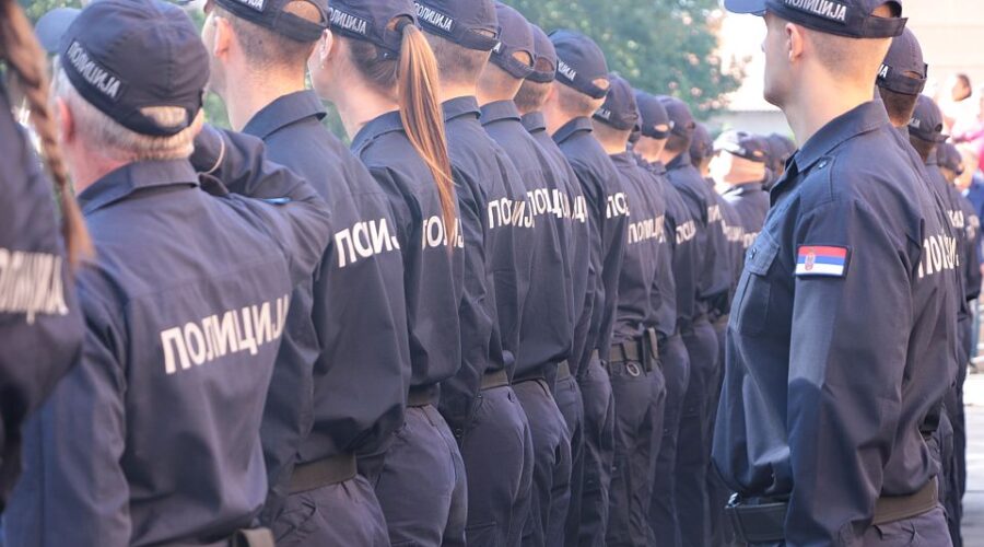 Raspisan konkurs za 1.000 polaznika Centra za osnovnu policijsku obuku u Sremskoj Kamenici