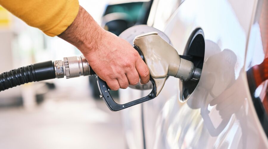 Poskupelo gorivo: Skočile cene i dizela i benzina