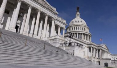 Počelo rano glasanje na međuizborima za američki Kongres, republikanska većina na udaru