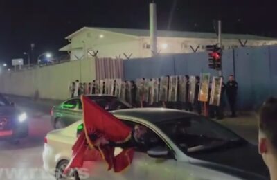 U Prištini i sinoć protest zbog presude bivšim vođama tzv. OVK za ratne zločine