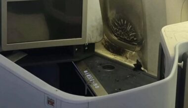 Avion sa 322 putnika morao da se vrati u Amsterdam