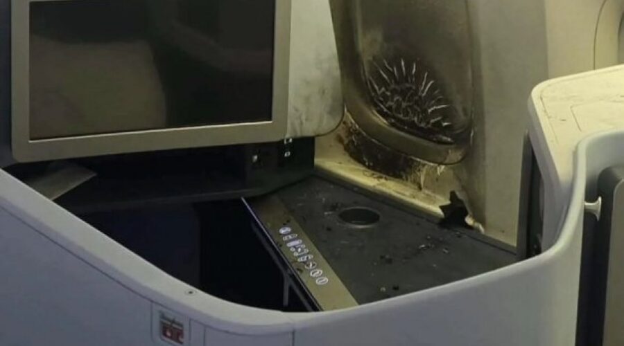 Avion sa 322 putnika morao da se vrati u Amsterdam