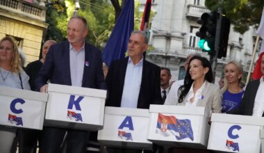 Koalicija Evropska Srbija predala potpise RIK-u