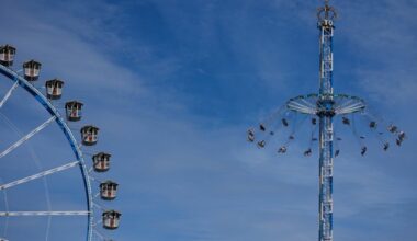 Incident na vrtešci na Oktoberfestu, posetioci ostali zaglavljeni i visili naglavačke
