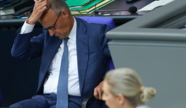 Prvi rezultati izbora u Nemačkoj! Desnica počistila na istoku, levica šokirala Berlin, a Mercova stranka na rubu cenzusa – istorijski poraz!