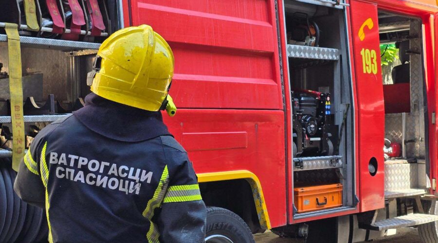 Požar u stambenoj zgradi u Novom Sadu, Hitna pomoć pregledala pet osoba