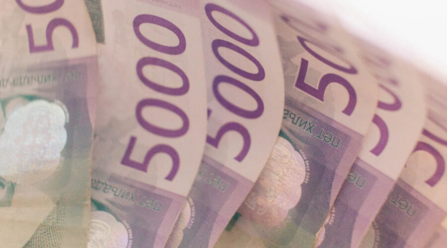 Sutra počinje isplata 6.000 dinara: Ko će morati da stoji u redu, a ko će dizati novac na bankomatu