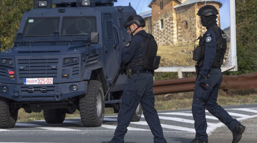 Policajci osumnjičeni za prebijanje Nenada Raškovića vraćeni na posao, Srpska lista reagovala