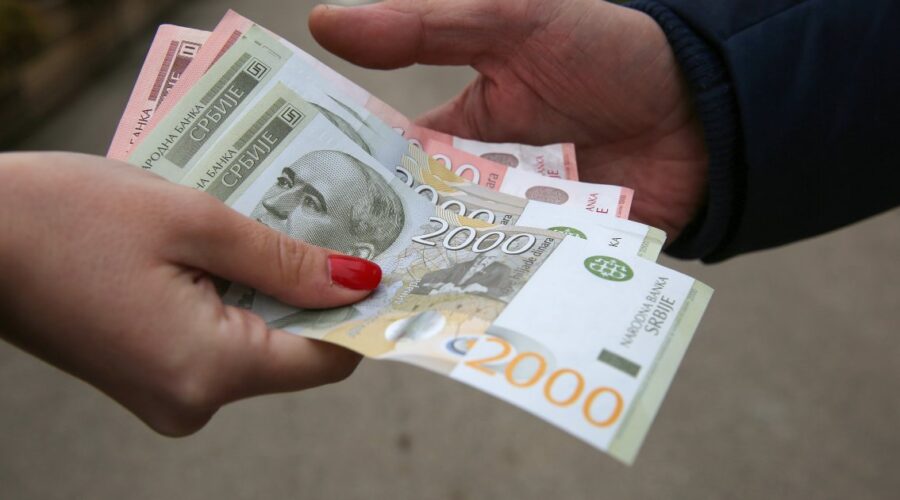 Poznate ličnosti se prijavile za isplatu 6.000 dinara, ali ne znaju gde da podignu pare: “Potrošiću na šoping”