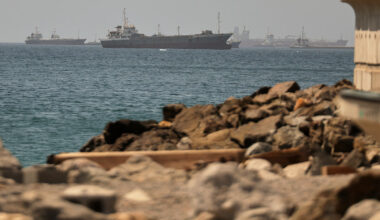 Pogođen tanker u Ormuskom moreuzu! Otkriveno čiji projektil je u pitanju, povređena dva člana posade