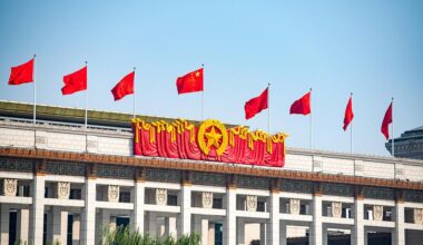 Oštra odluka vlasti u Pekingu: Kina izbacila dvojicu zvaničnika iz partije i vojske zbog kršenja discipline i zakona