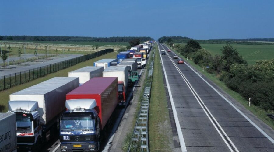 Na Batrovcima kolona, zadržavanja i na Šidu, Horgošu i Kelebiji
