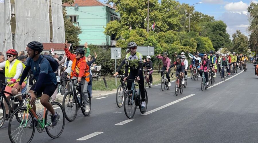 Studentska biciklistička tura: “Čuvari Ustava” stižu u Novi Sad, doček u Kampusu