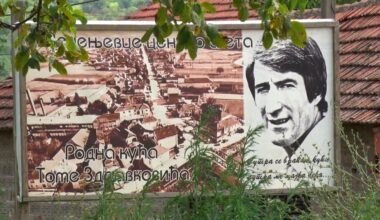 Ovako izgleda rodna kuća Tome Zdravkovića koju su lopovi opljačkali! Godinama bila ruina, meštani rešili da je obnove (foto)