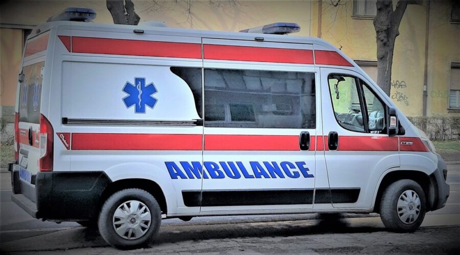 Poginula žena kod Tavankuta, preticala autobus pa naletela na kamion