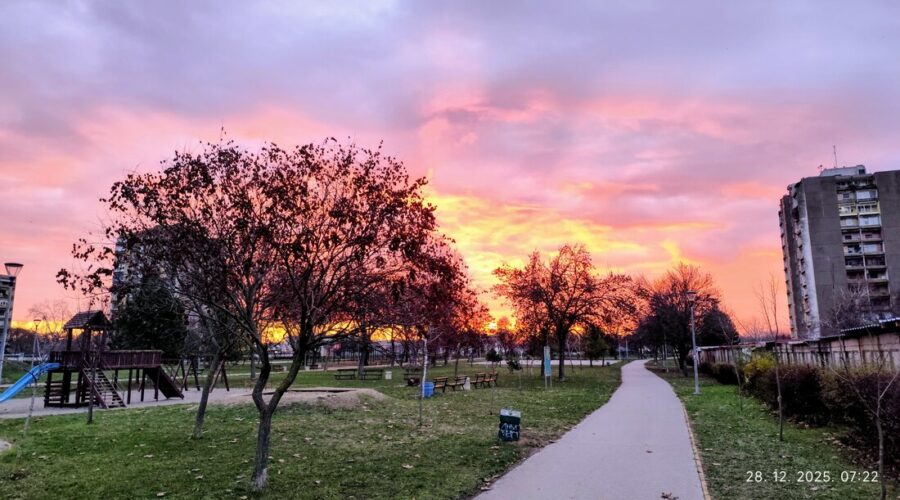 Hladno i pretežno vedro, najniža temperatura 4 stepena, najviša 25