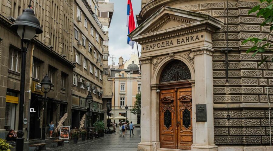 Narodna banka Srbije objavila kurs evra za 24. septembar: Menjačnice po ovim vrednostima prodaju valute