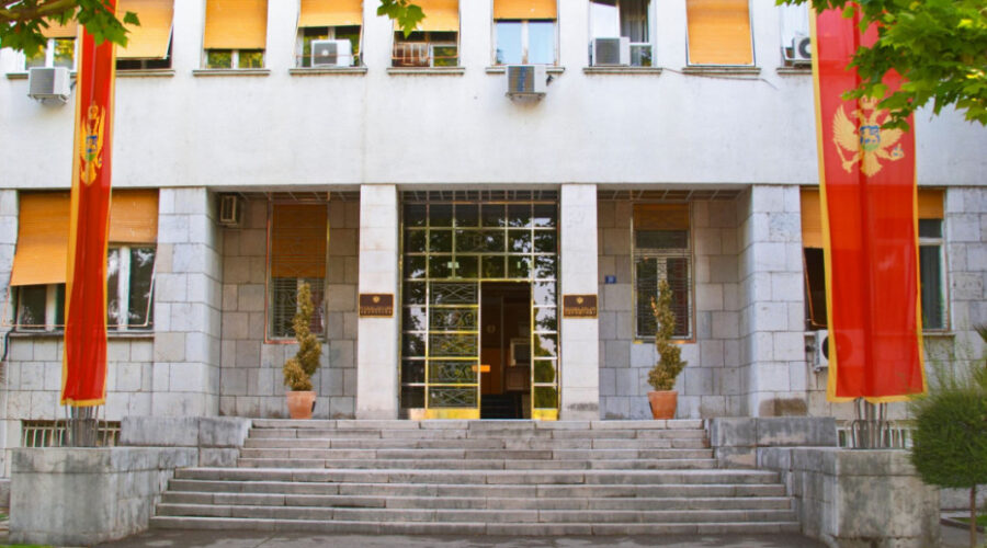 Sednica Skupštine Crne Gore nije održana: Mandić ostaje predsednik, opozicija tvrdi da je prekršena procedura