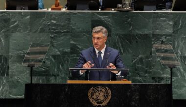 Plenković: Vučić nastavlja s neutemeljenom kampanjom protiv Hrvatske umesto da se pospe pepelom