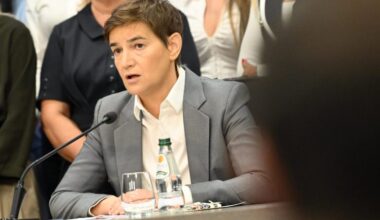 Roditelji Jovine gimnazije pozvali Brnabić na TV duel