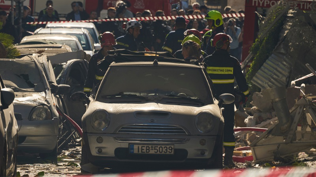 Eksplozija u centru Atine – urušila se stambena zgrada, pet osoba se vodi kao nestalo