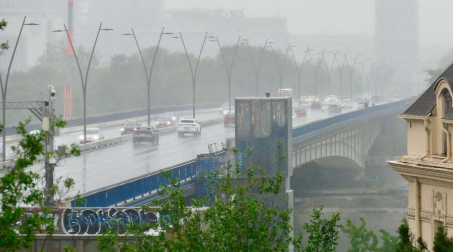 Vreme danas oblačno sa kratkotrajnom kišom, do 24 stepena