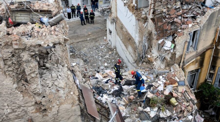 U ruševinama zgrade u centru Atine pronađeno i drugo telo