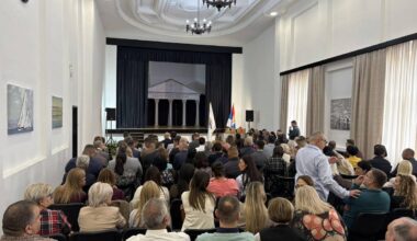 “Majka je verovala u mene više nego ja u sebe”: U najvećem zatvoru u Srbiji održan Festival besedništva, učestvovalo 27 takmičara