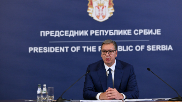 Predsednik Vučić danas podnosi ostavku