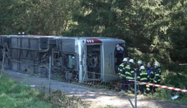 Autobus pun turista krenuo na Oktoberfest, pa se prevrnuo na auto-putu: Ima mrtvih i povređenih