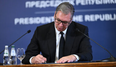 Aleksandar Vučić podneo ostavku na mesto predsednika Srbije: Novo poglavlje je pred nama, za mene je bilo najvažnije da služim svom narodu