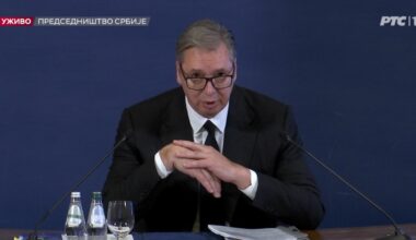 Aleksandar Vučić podneo ostavku na mesto predsednika Srbije