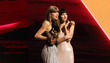 Najbolji beauty momenti sa MTV VMAs 2026 – od retro glamura do Y2K