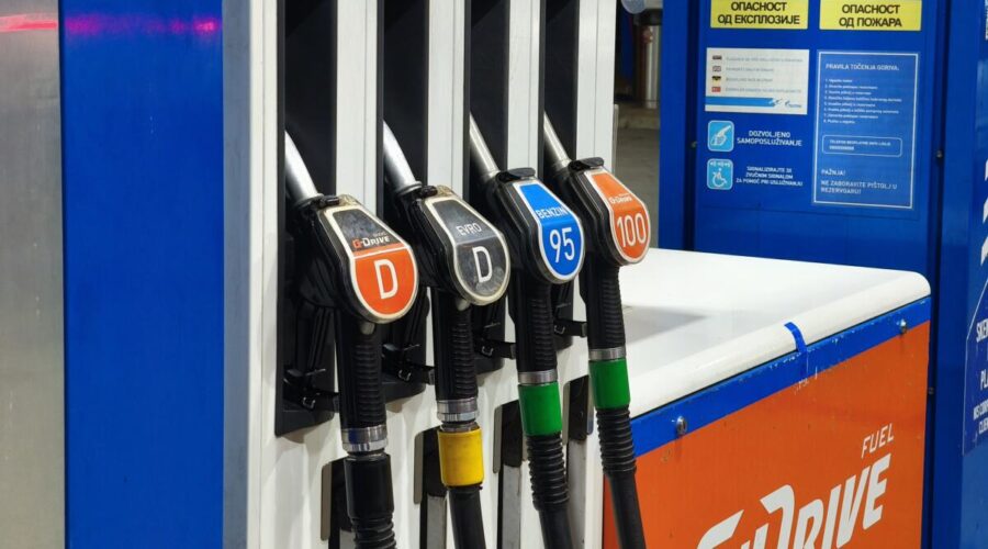 Počelo puštanje državnih rezervi evrodizela: Evo šta to znači za gorivo na pumpama i potrošače