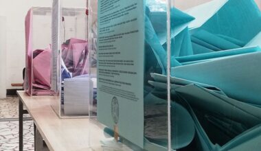 Kreni-promeni: Diplomatska predstavništva opstruišu prijave za glasanje u inostranstvu