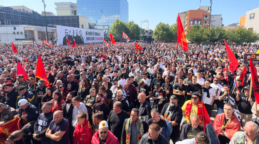 Skupština u Prištini usvojila deklaraciju o presudi bivšim vođama OVK