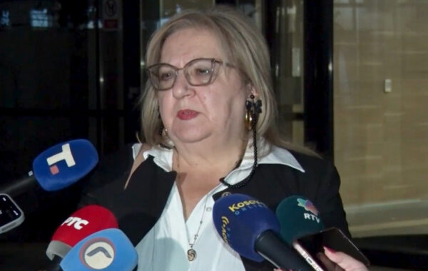 Devetorici Srba na KiM produžen pritvor: Advokat tvrdi da nema dokaza za sumnje za ratni zločin