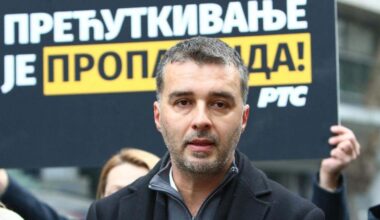 Kreni- promeni najavio protest ispred Trećeg OJT, zbog puštanja Šapića nakon što je njihovoj odbornici polomio nos