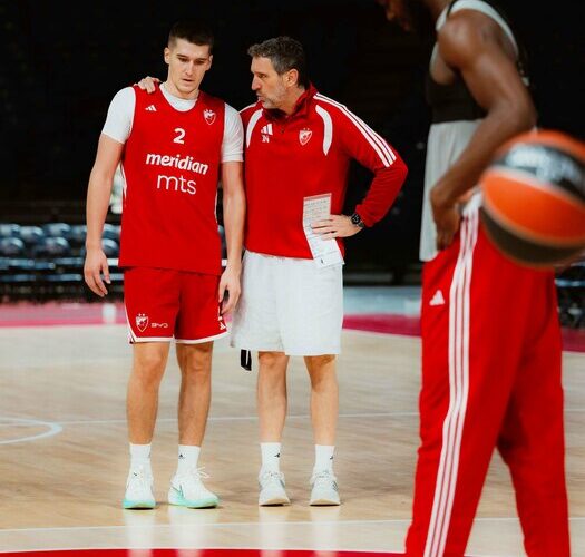 Košarkaši Crvene zvezde večeras dočekuju Hapoel u Evroligi