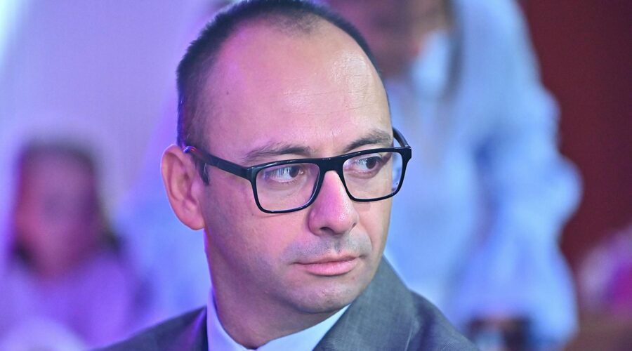 Predstavnici Srpske liste pozvani u specijalno tužilaštvo u Prištini, terete se za 4 krivična dela