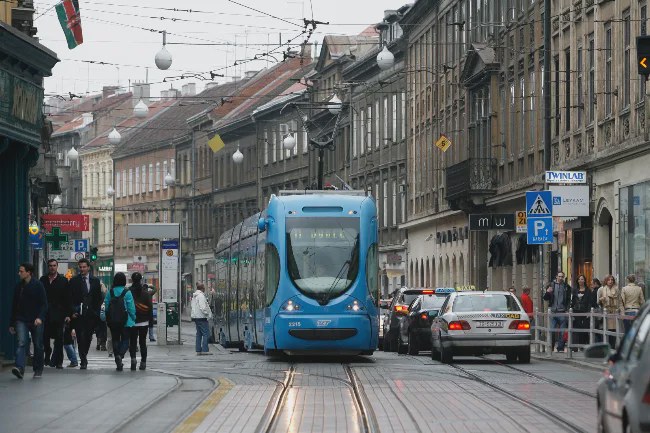 Zagreb i danas zbog štrajka gotovo bez javnog prevoza