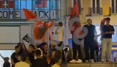 ALBANCI PROTESTOVALI I U TRSTU: Skandirali Tačiju i ostalim osuđenim zločincima OVK-a, skup organizovan preko TikToka!