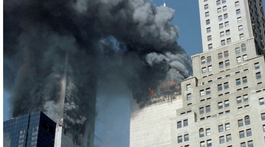 AMERIKA DANAS ODAJE POČAST ŽRTVAMA 11. SEPTEMBRA: Prošlo je 25 godina od napada Al Kaide!
